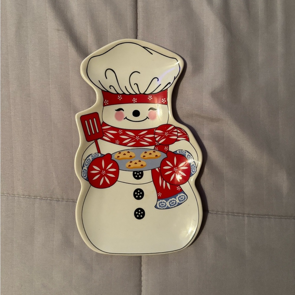 Temptations Cream Decorative Snowman Cookie Plate